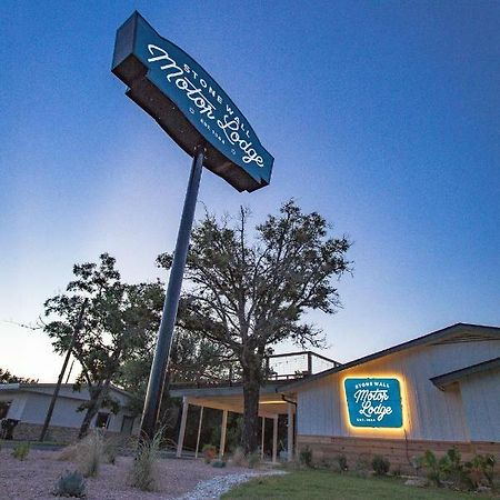 Stonewall Motor Lodge Ngoại thất bức ảnh