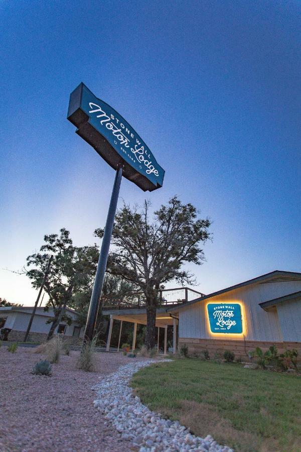 Stonewall Motor Lodge Ngoại thất bức ảnh